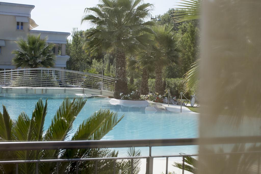 Relais Du Lac Desenzano del Garda Luaran gambar