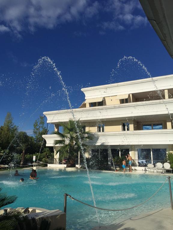 Relais Du Lac Desenzano del Garda Luaran gambar