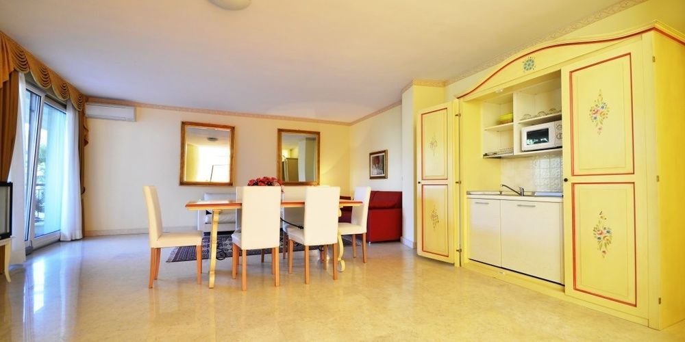Relais Du Lac Desenzano del Garda Luaran gambar