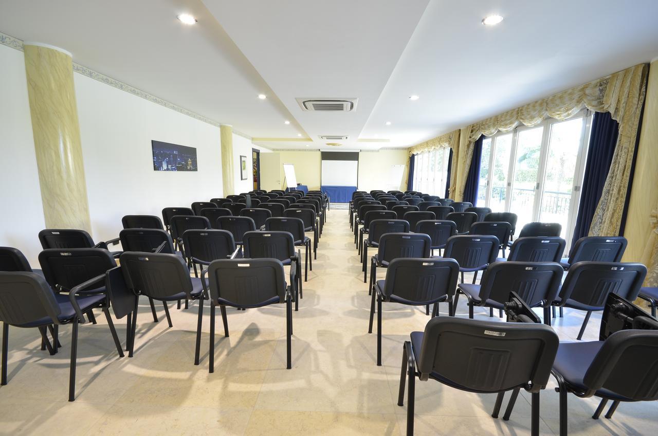 Relais Du Lac Desenzano del Garda Luaran gambar
