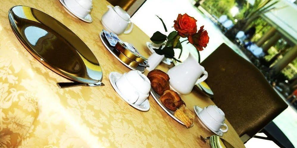 Relais Du Lac Desenzano del Garda Luaran gambar